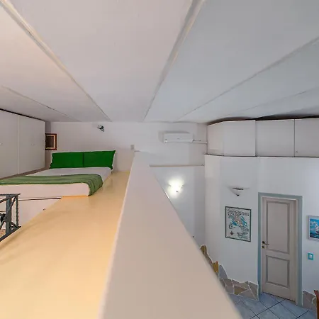 Laureliving Millelire 公寓 马达莱纳